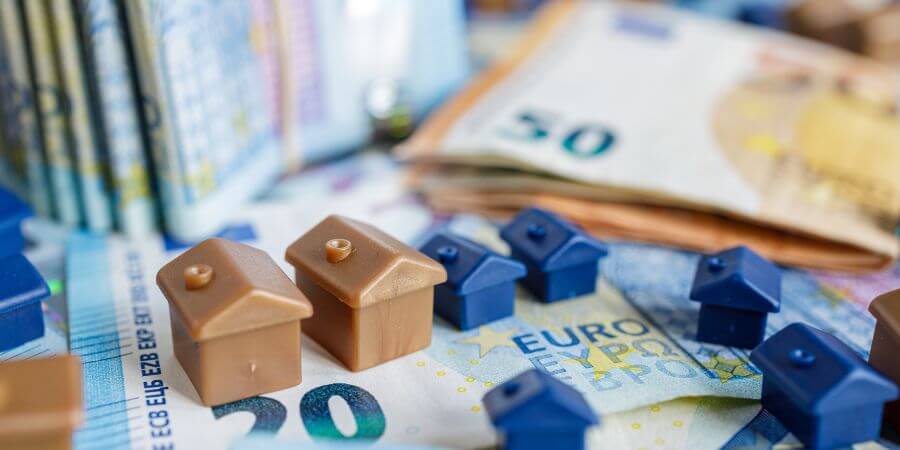 ¿Debe hacerse cargo el nuevo propietario de las deudas anteriores con la comunidad?