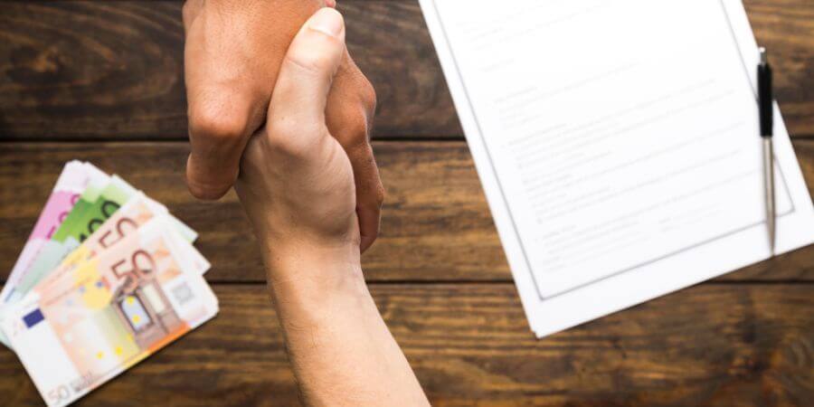 Quien se queda arras inmobiliaria o vendedor